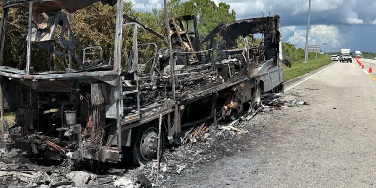 RV fire closes I-75 off ramp in Charlotte County