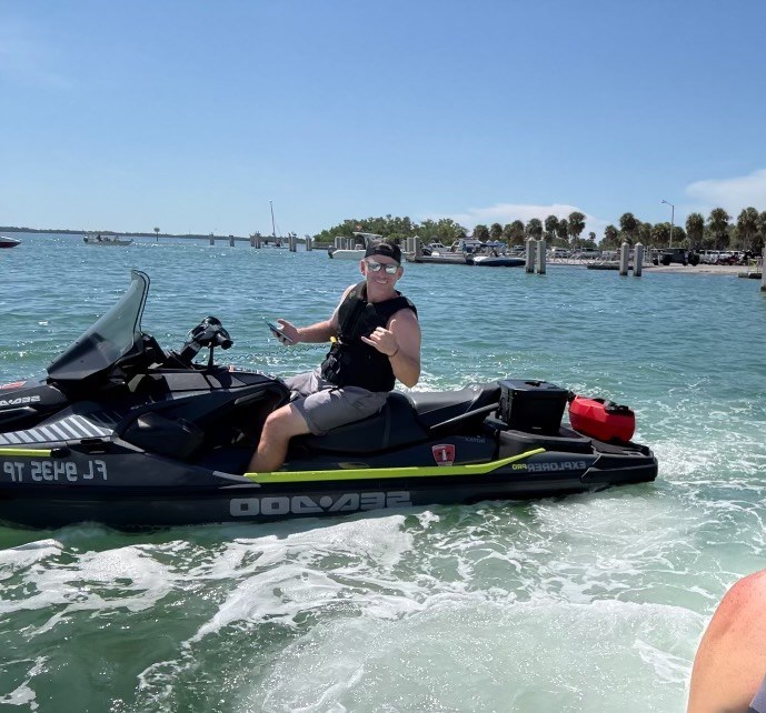 Family remembers father of 4 killed by lightning bolt at Fort De Soto