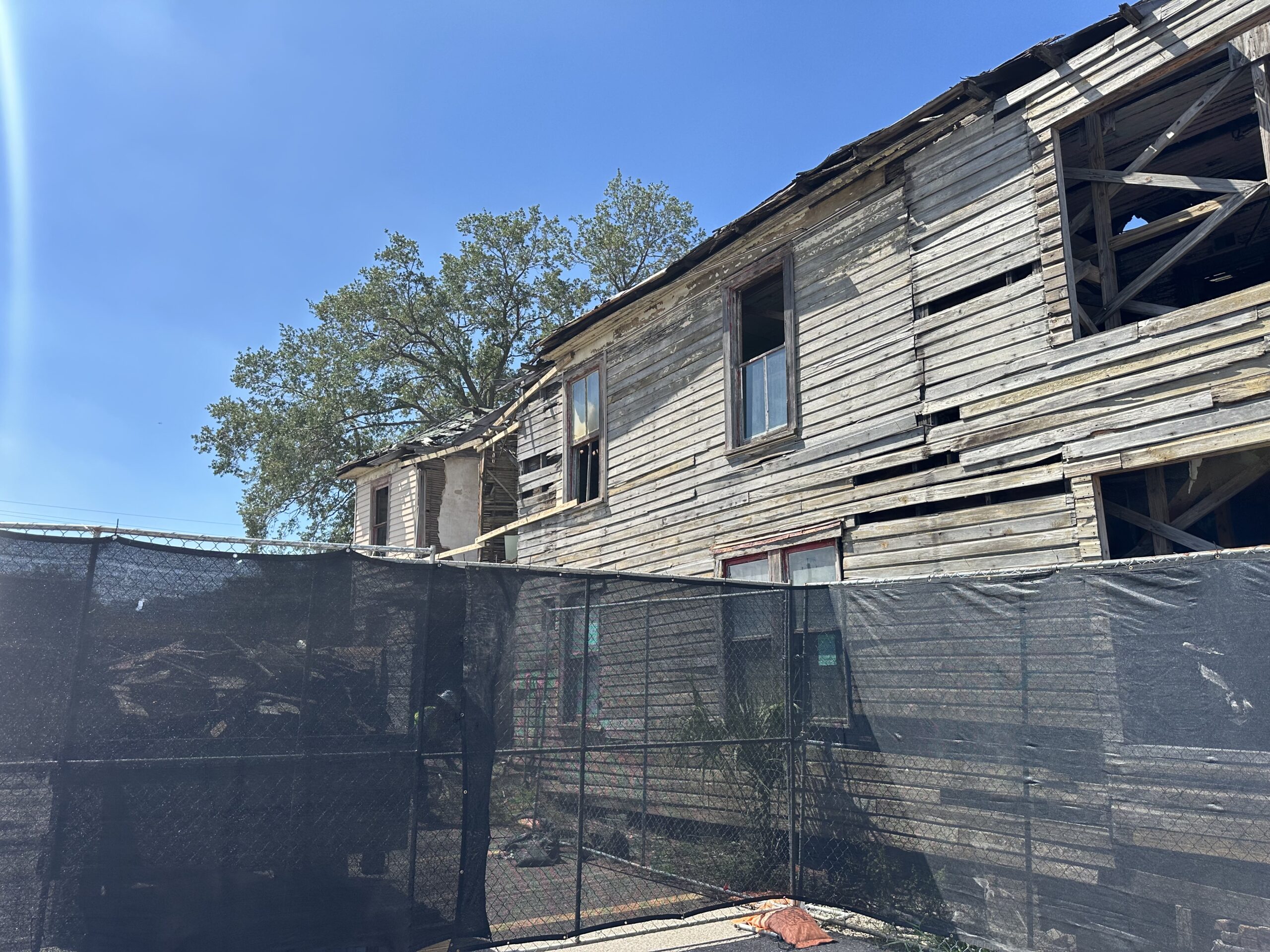 The deteriorating facade of the Historic Jackson House in Tampa
