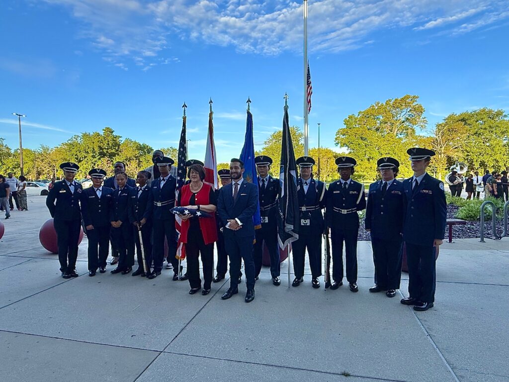 Mayor Nick Nesta, OCPS Superintendent Maria Vazquez, Principal Anthony Russell and OCPS Senior Director of Government Relations Marquise McMiller pose with Wekiva High School AFJROTC cadets.