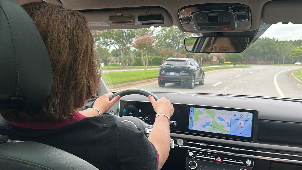 Oviedo driver concerned over Lockwood Boulevard congestion