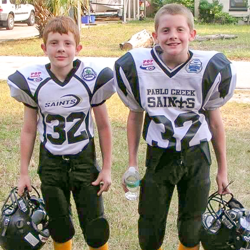 Joe and his younger brother Brett