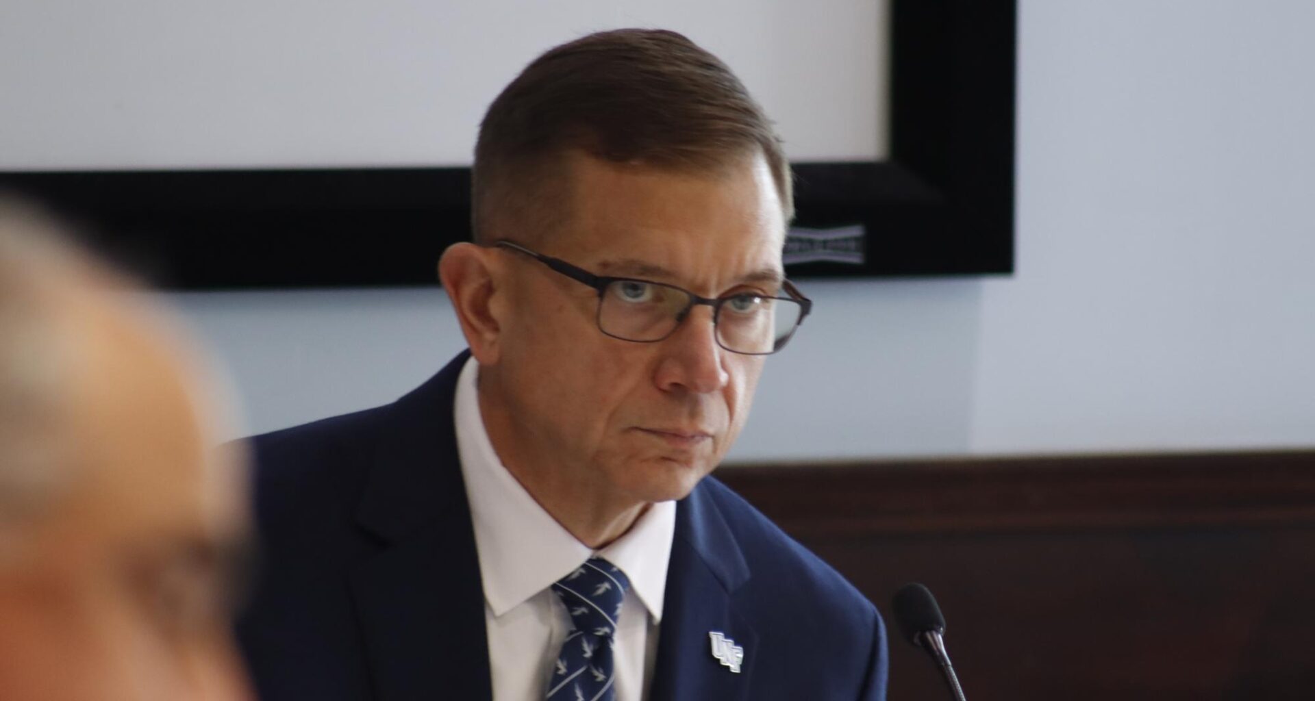 Trustees vote 10-2 to name Michael Shannon UNF’s next president