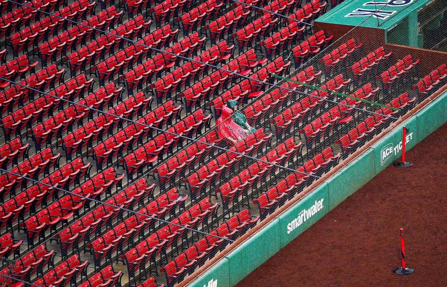 A nor'easter rolling through caused a shift in the regular-season finale.