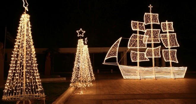 14 Best 2026 Holiday Boat Parades Near Orlando