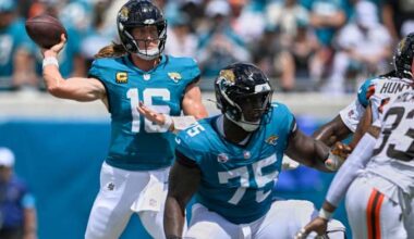 Trevor Lawrence throws 4 TD passes as the Jaguars rout the Browns 34-10 in season opener