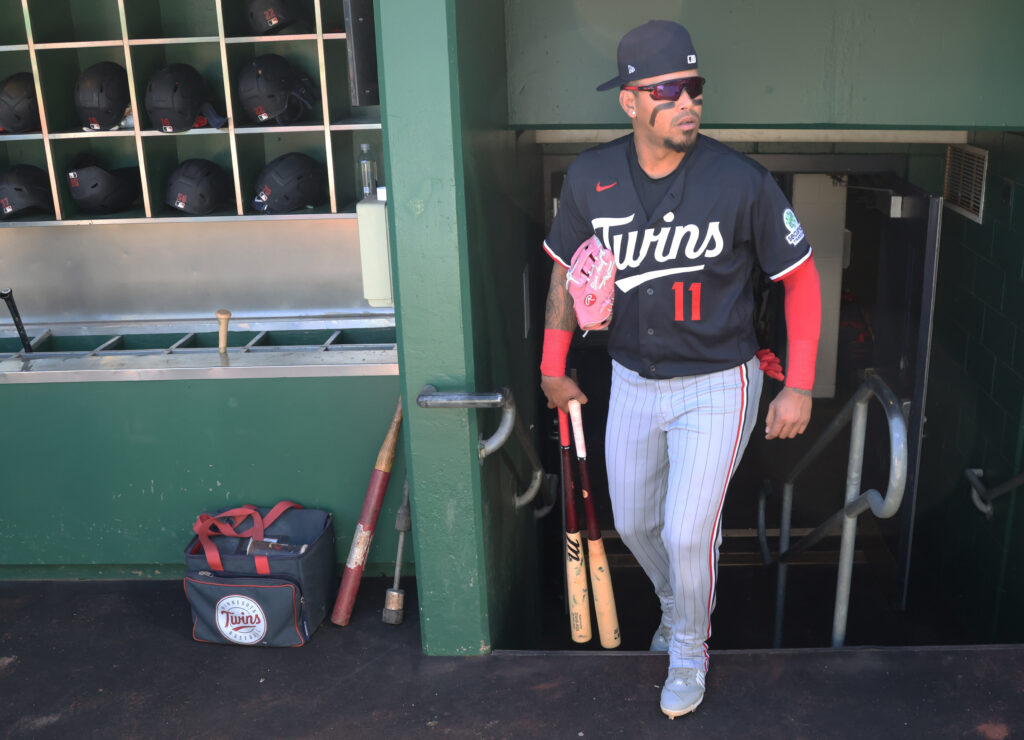 Reds Sign Orlando Arcia To Minor League Deal