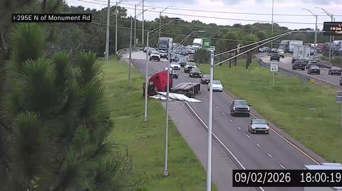 Traffic Alert: Lanes reopen on I-295 near Monument Road after jackknifed semitruck causes backups