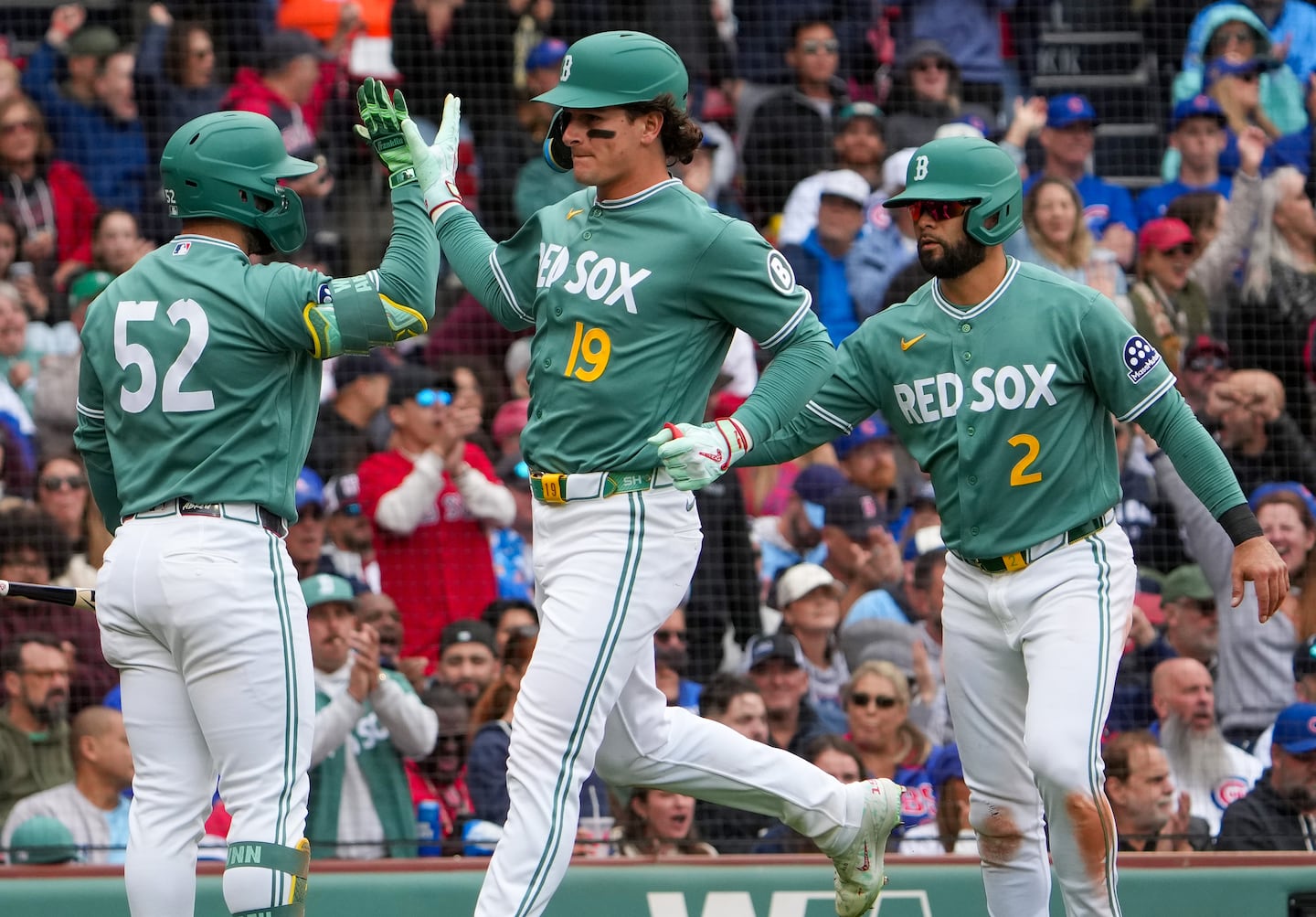 Roman Anthony (19) and Isiah Kiner-Falefa (2) scored the tying runs for the Red Sox in the fifth inning of Game 1 of Friday's doubleheader.