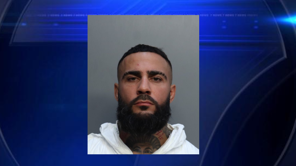 Bare-knuckle fighter arrested again, accused of stealing $103K in luxury goods and guns - WSVN 7News | Miami News, Weather, Sports
