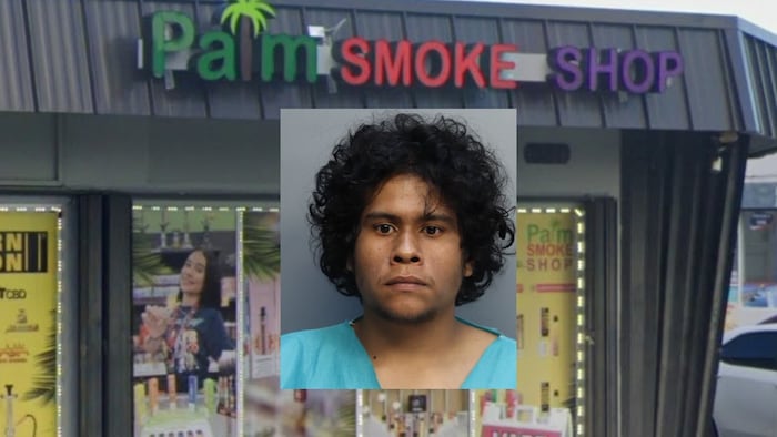 Man accused of robbing Hialeah smoke shop while masked, armed with rifle