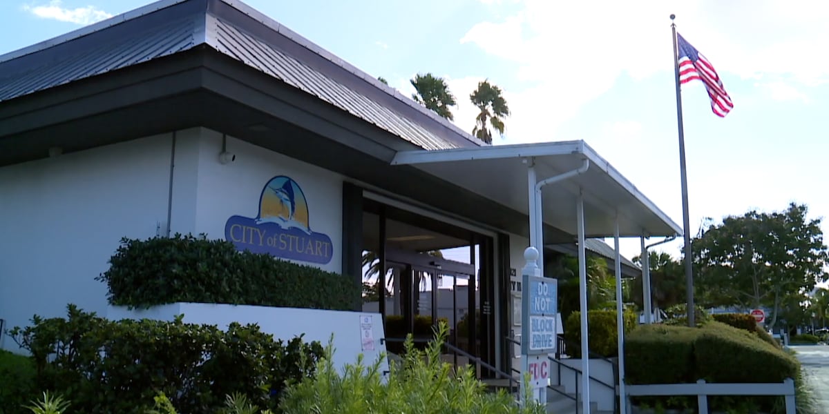 Stuart city commission votes to rehire former city manager Michael Mortell