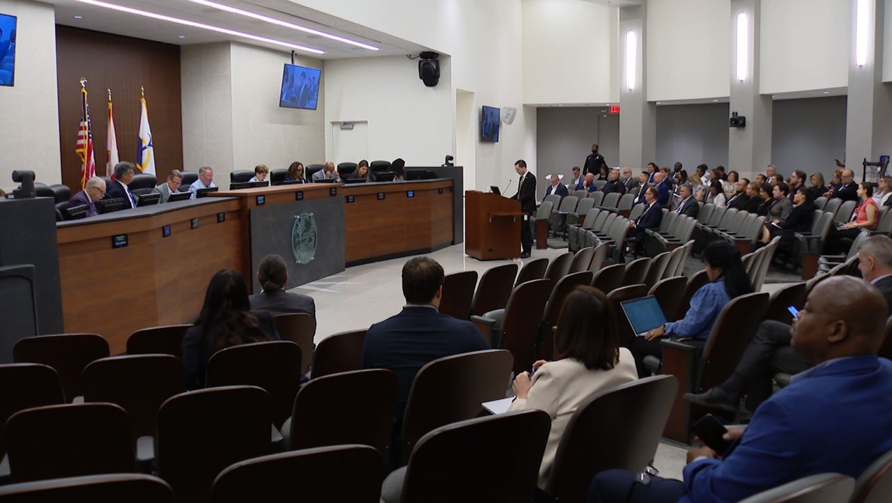 Orlando weighs Amendment 3's potential impact in budget talk