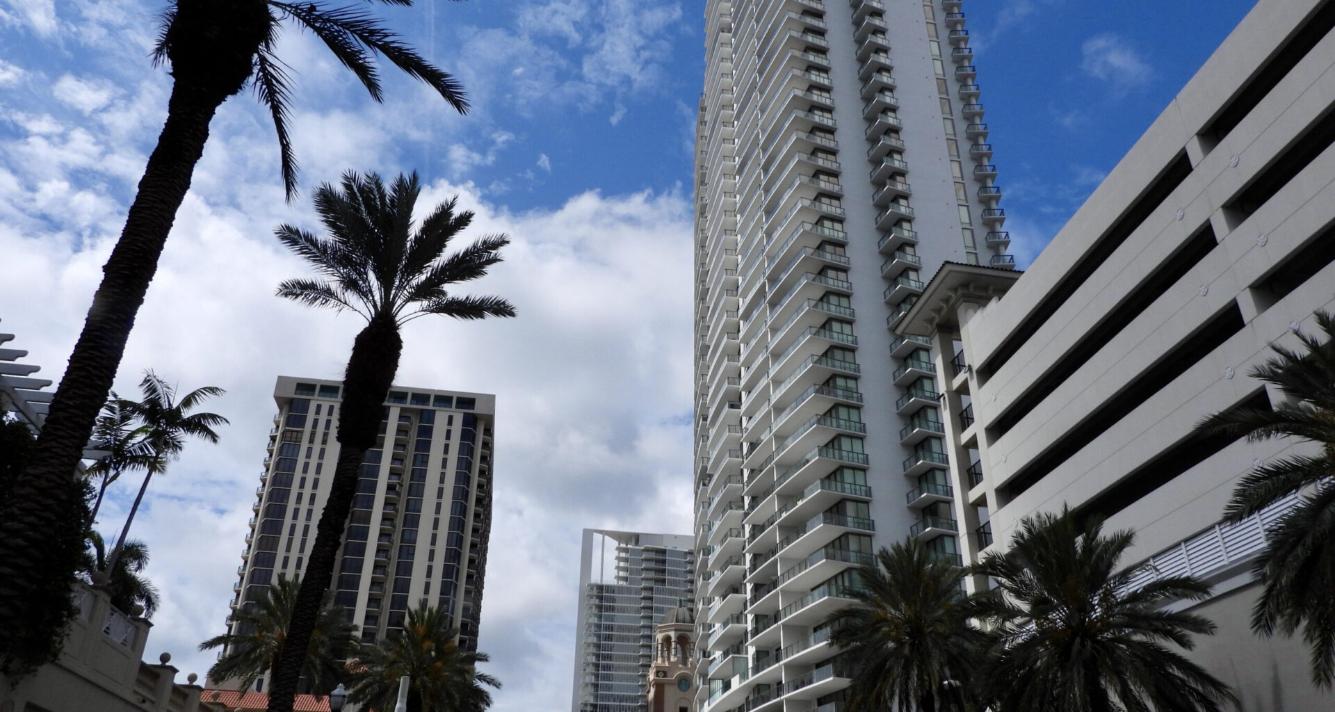 St. Pete considers making room for taller buildings
