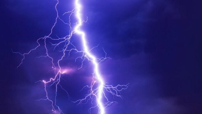 2 people apparently struck by lightning along West Orange Trail in Winter Garden