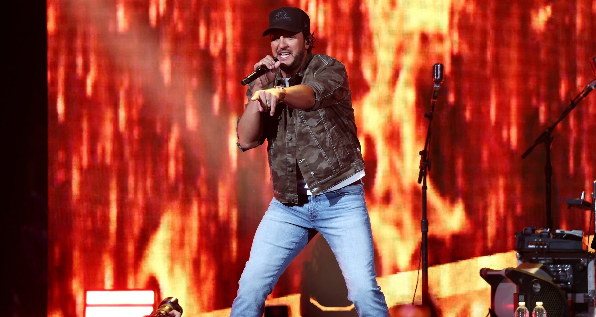 The Weekend Top 10 in South Florida: Luke Bryan, Disney On Ice