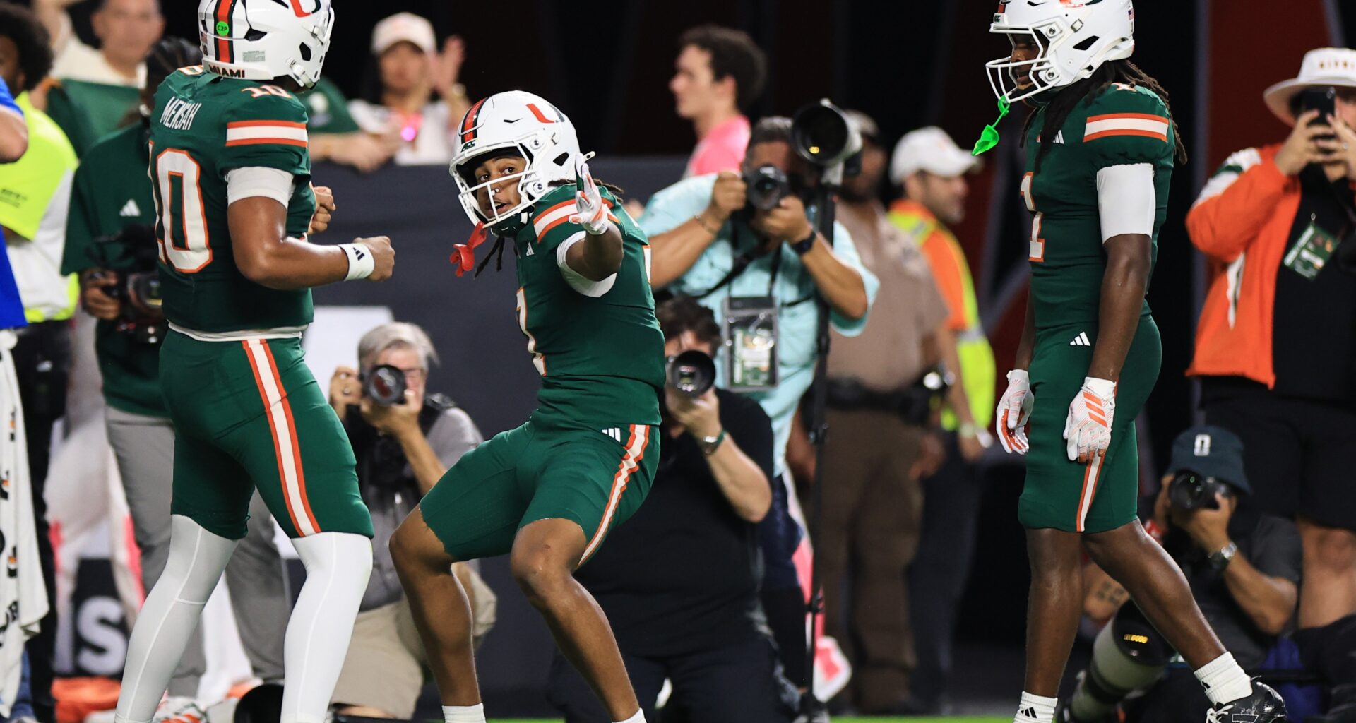 Darian Mensah, Miami roll to win vs. Central Michigan