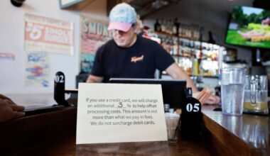Cash, credit or surcharge? What to know before you pay in South Florida