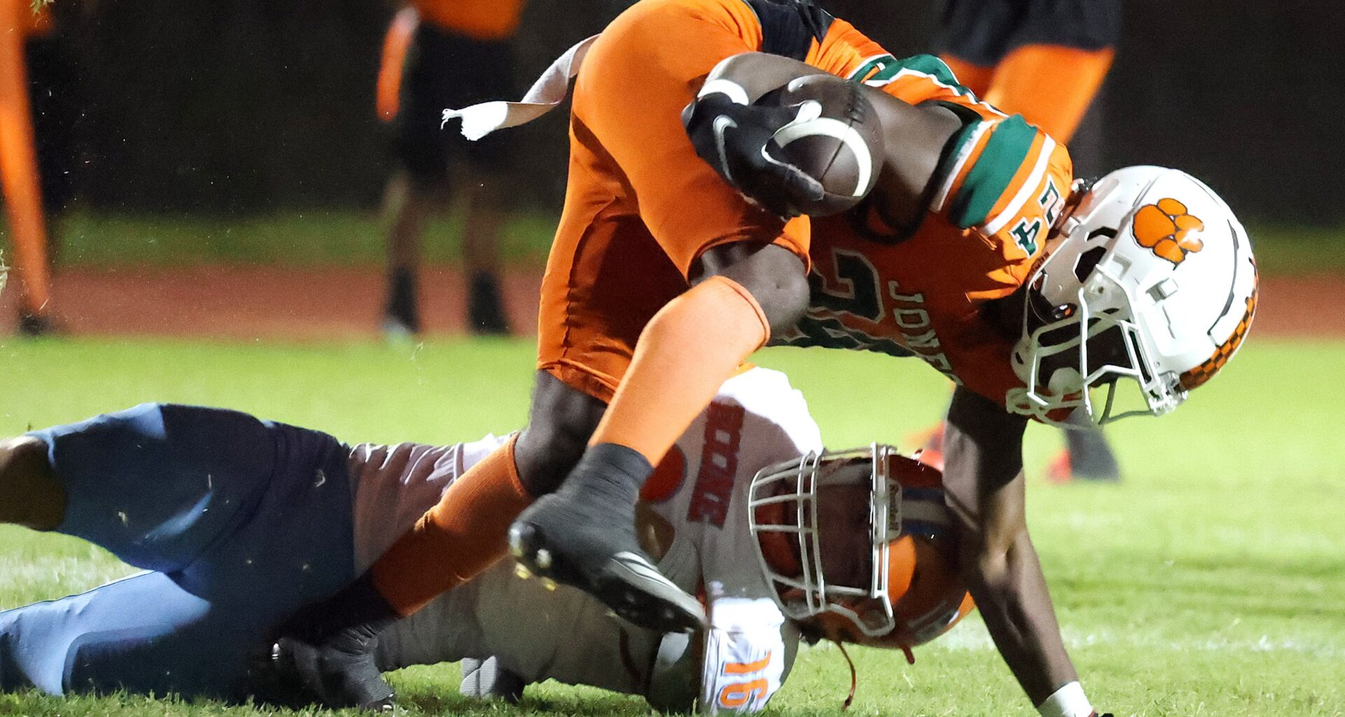 Pictures: Boone High at Jones High Varsity Football – Orlando Sentinel
