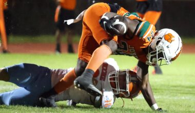 Pictures: Boone High at Jones High Varsity Football – Orlando Sentinel
