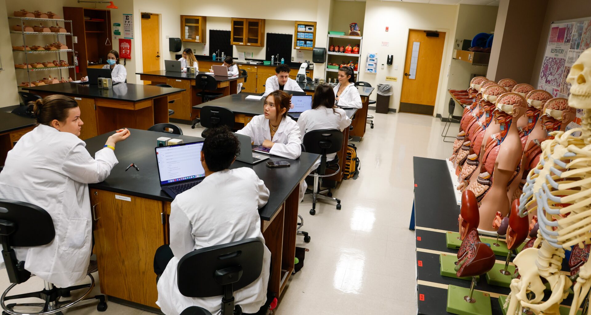 Valencia College to close 4 degree programs, expand nursing