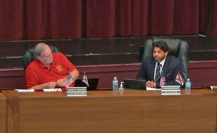 Insults fly at Tarpon Springs commission meeting