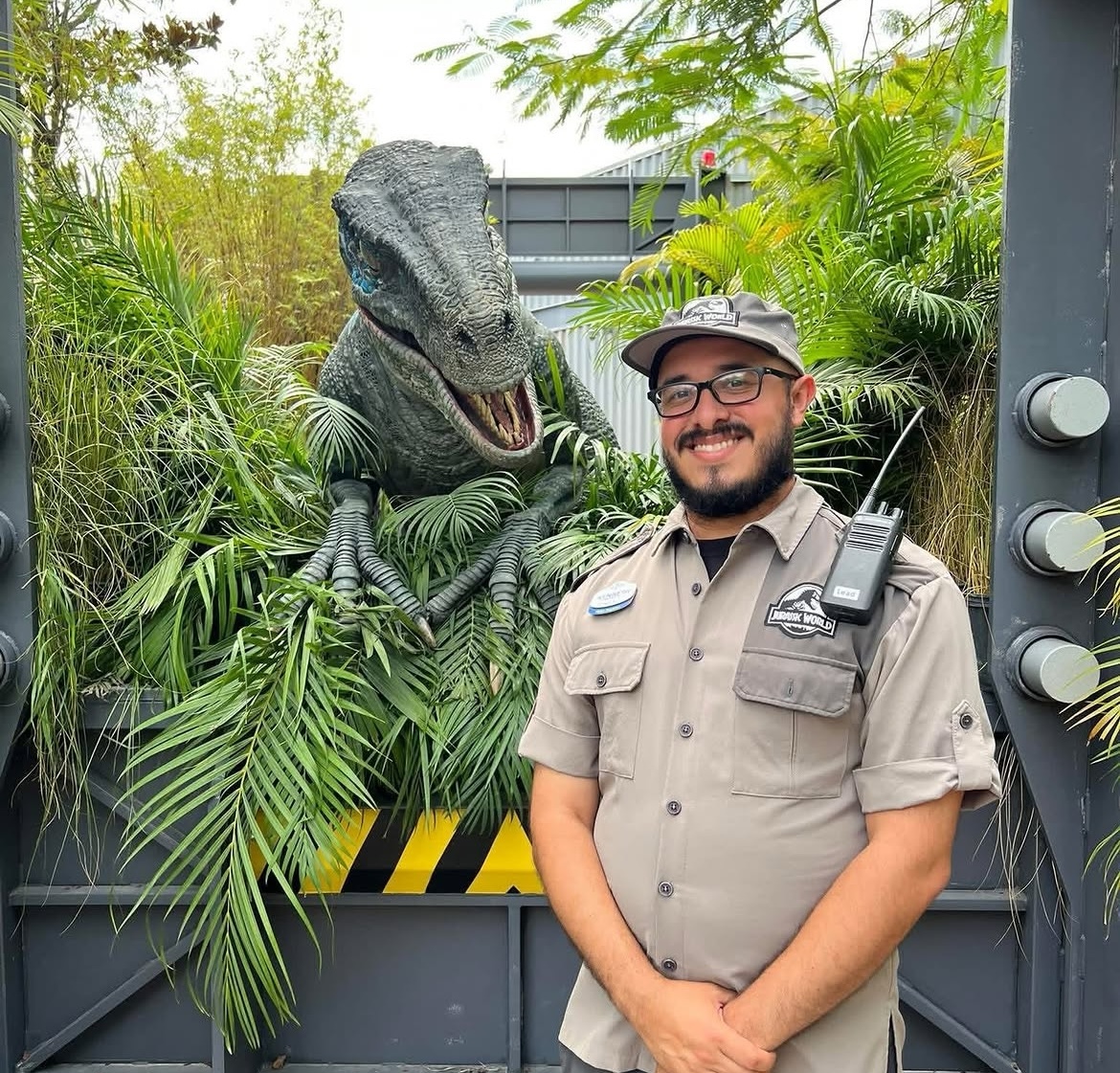 Universal Orlando has added a tribute to a team member who recently passed away to the H.R. Bloodengutz house at Halloween Horror Nights 35.
