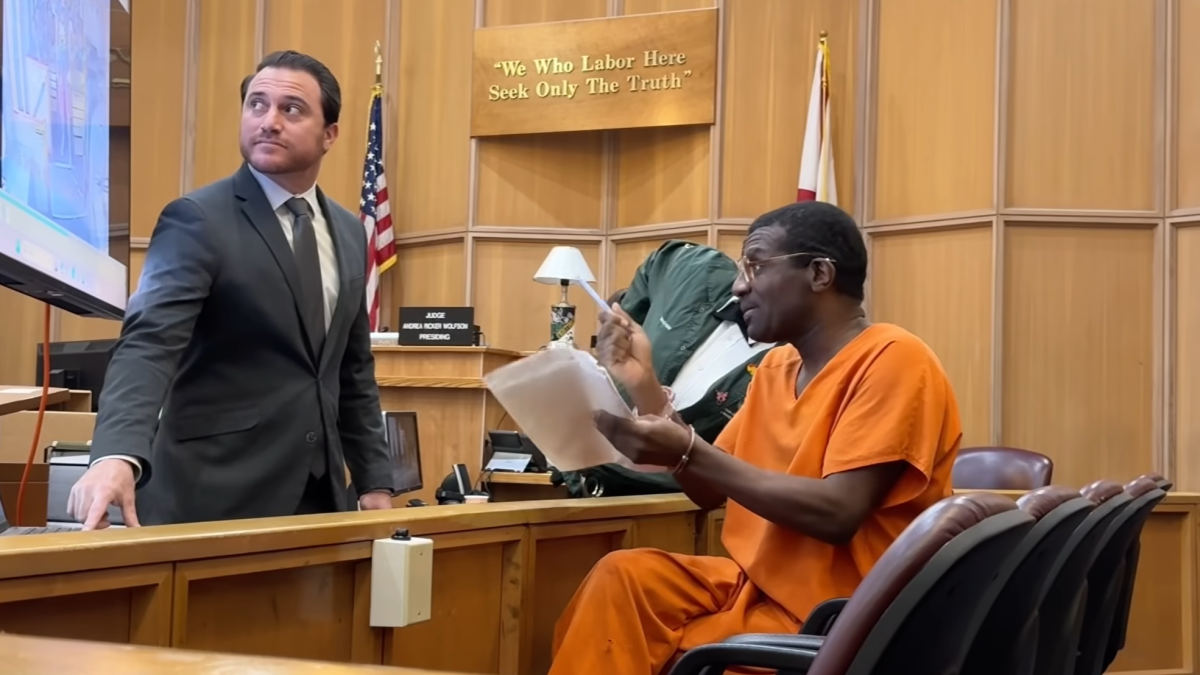 Murder or self defense? Man who fatally stabbed restaurant employee in Miami trolley wants immunity  – NBC 6 South Florida