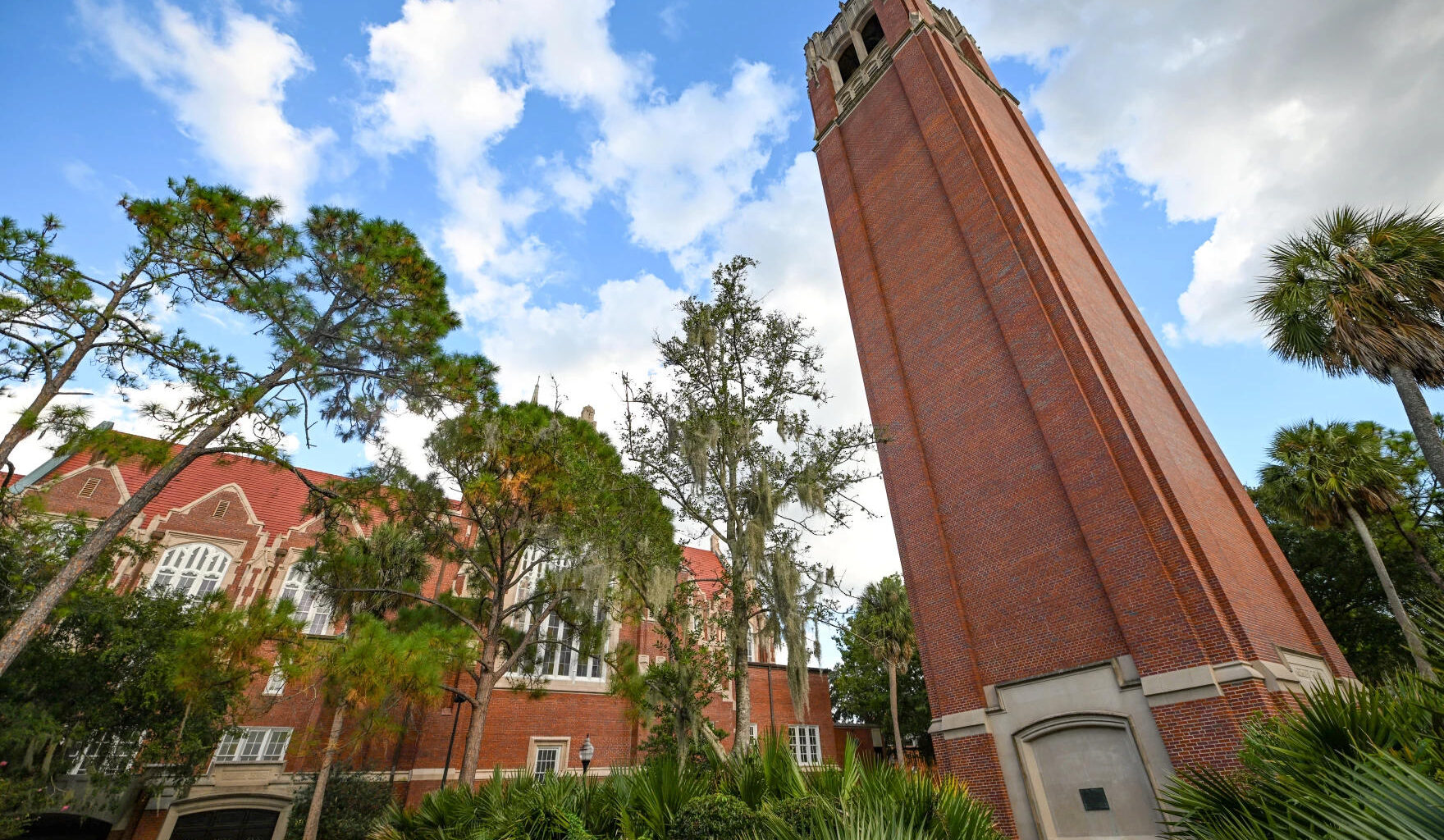 Florida university speech ranks above national average, damaged by incidents