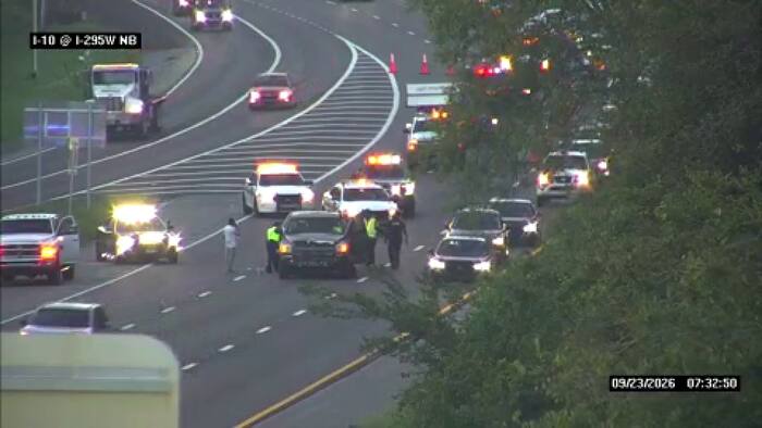 Traffic Alert: Crash blocks 2 lanes, causes major delays on northbound I-295 near I-10