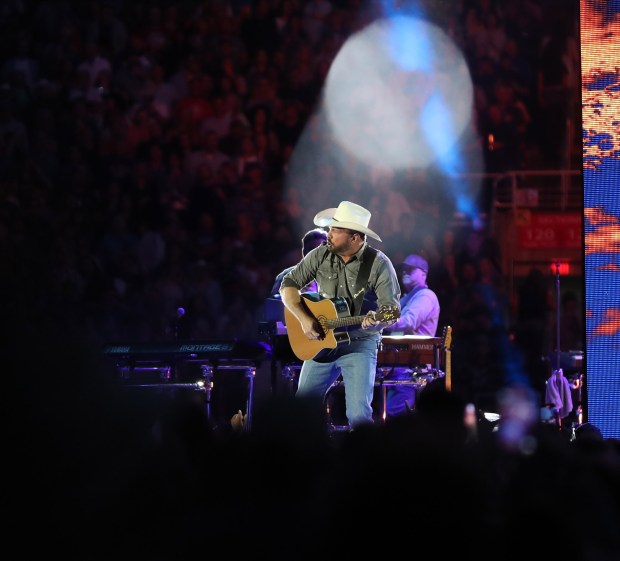 Garth Brooks performs at Camping World Stadium on Saturday, March 26, 2022 in Orlando, Fla. This is his first time performing in Orlando in over five years and it's his only stadium tour appearance in the state of Florida. (Tomás Diniz Santos/Orlando Sentinel)