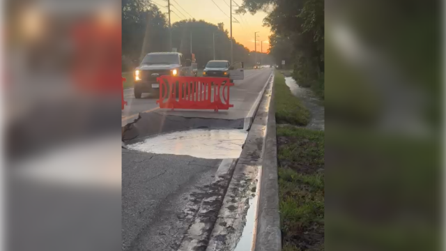 Ground depression closes eastbound lanes of Welch Road in Apopka
