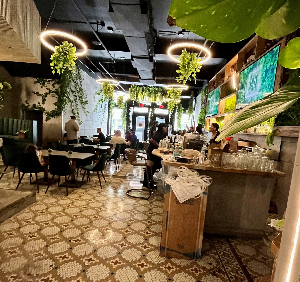 If you've never been to OISE in downtown Fort Myers, try it during Sizzle Dining 2026.