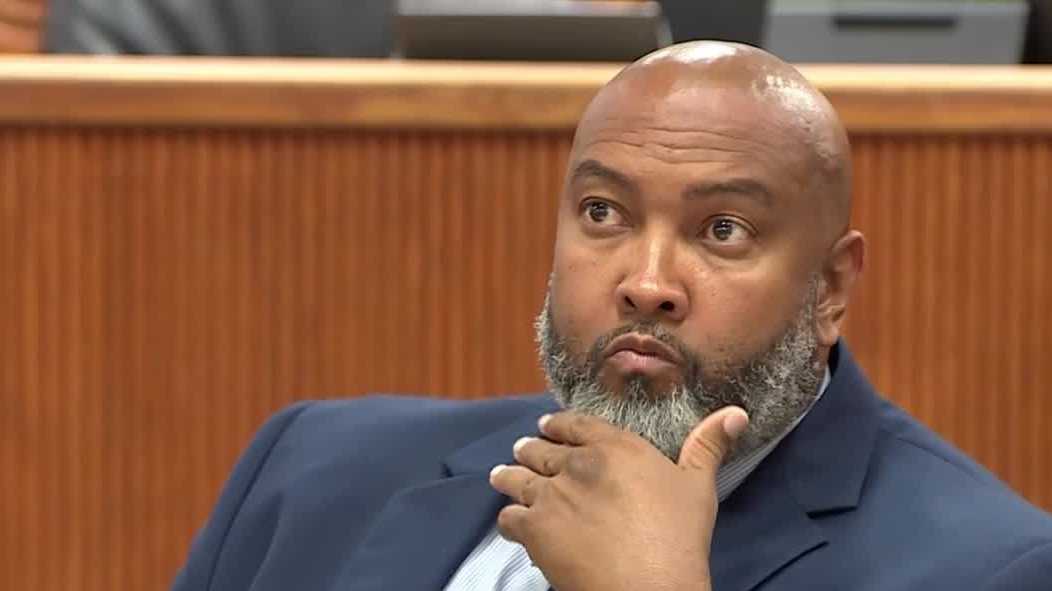 Testimony begins in trial for former Fort Pierce city manager accused of bid tampering