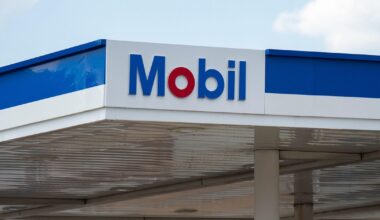 Woman pumping gas at Florida gas station set on fire by stranger, police say