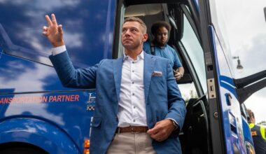 Florida vs. Florida Atlantic: Live updates