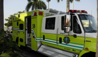 Miami-Dade deputy injured Thursday after lightning hits car