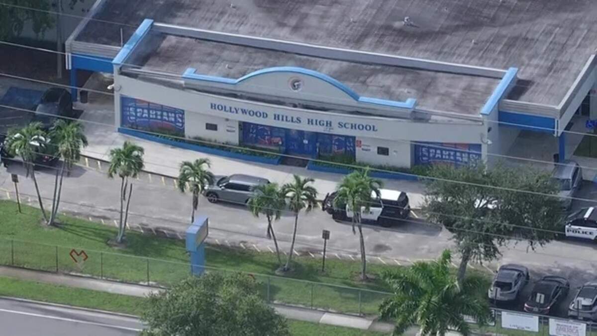 Broward schools locked down as Hollywood police check threat