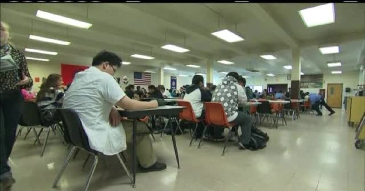Duval Teachers Union faces possible decertification due to new membership requirement
