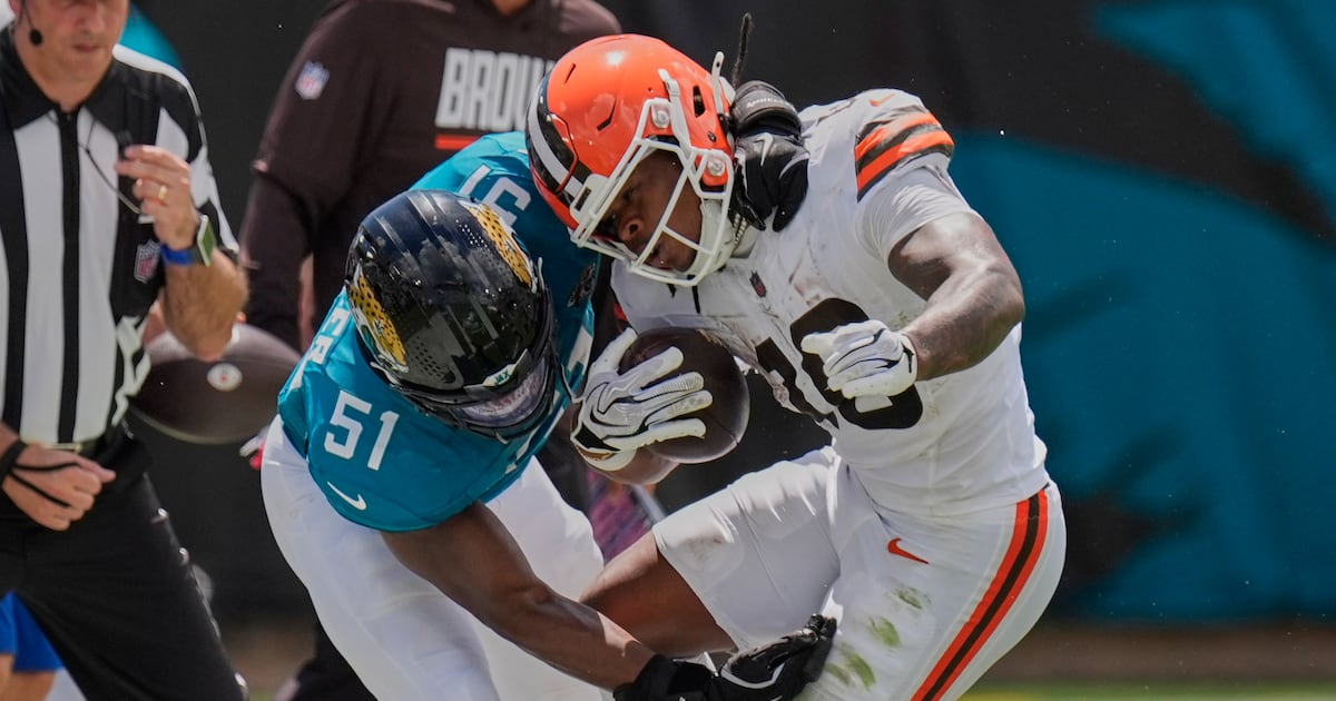 Browns commit 11 penalties, turned it over twice, Jaguars sacked Deshaun Watson 5 times