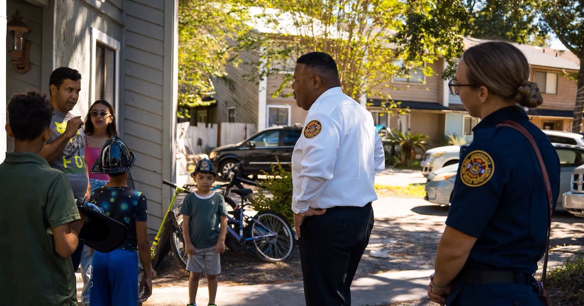 Firefighters return to scene of devastating Mandarin fire that killed 3 children with offer of help