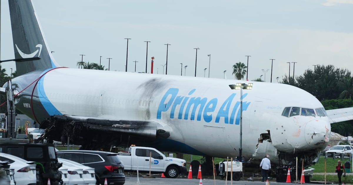 Amazon suspends 21 Air flights after fatal Miami crash