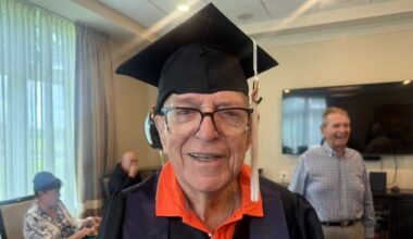 A 68-year wait ends as 90-year-old veteran earns University of Miami degree