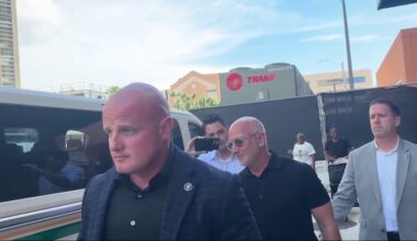 Amazon founder Jeff Bezos spotted reporting for jury duty in Miami