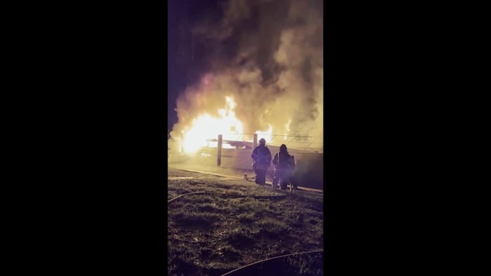 40-foot boat destroyed in ‘suspicious’ fire in Lauderdale-by-the-Sea, firefighters say