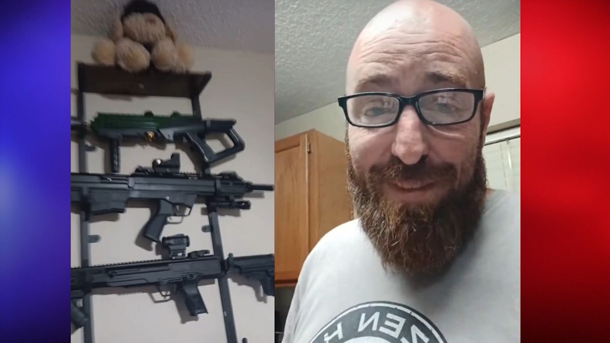 Florida Man Accused of Showing Off Guns While Saying He Was Going to "Hunt Jews"