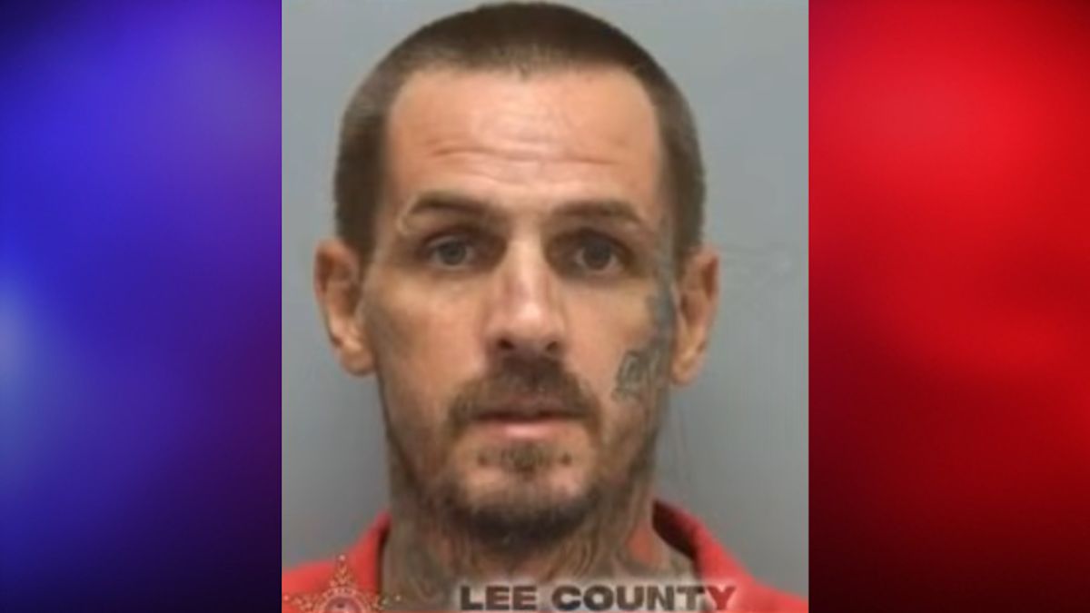 Florida Man Says His Clothes Were Smoking And He Had to Strip In HomeGoods, Police Say