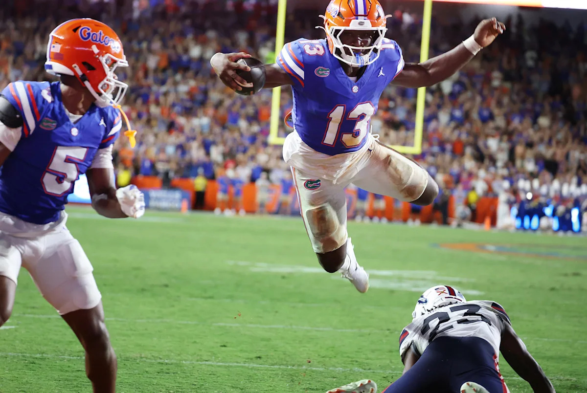 Pictures: Florida Gators Beat FAU 66-21