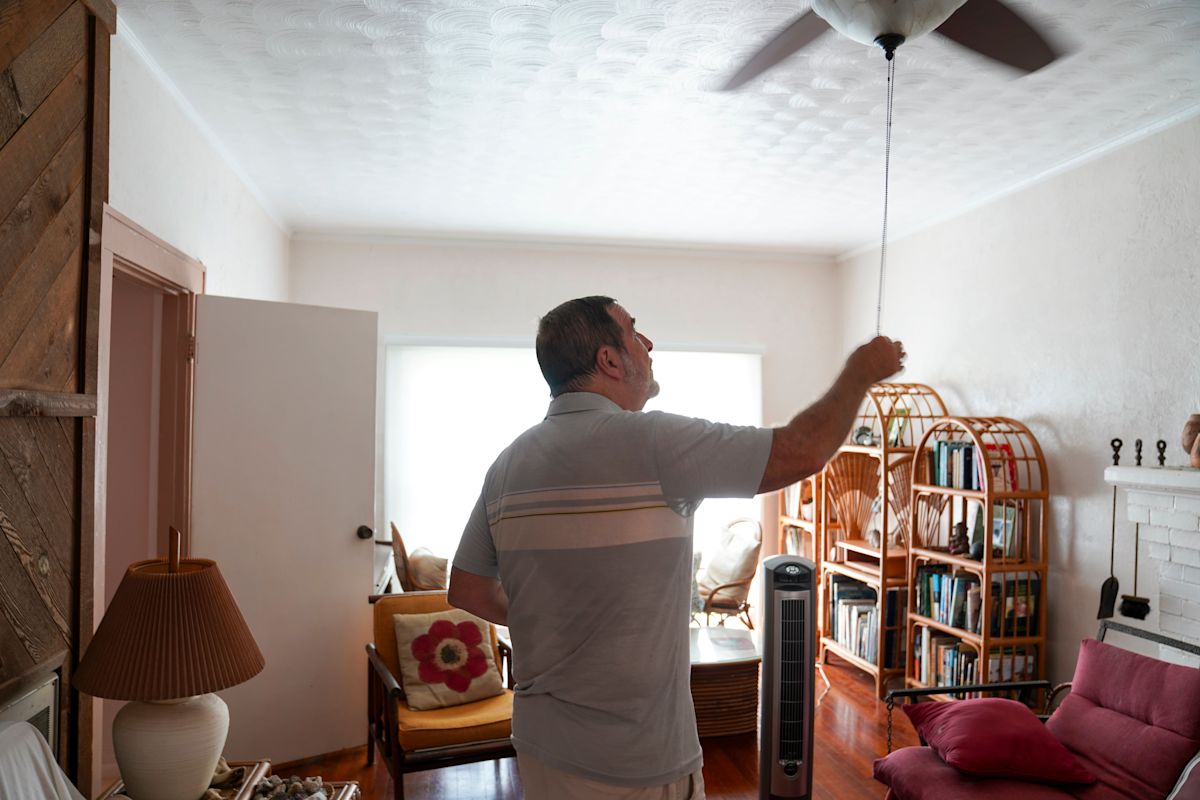 St. Pete couple have lived 40 years without AC even as temps climb. How do they do it?
