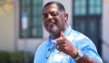 2 former candidates back Mallory in St. Pete council runoff